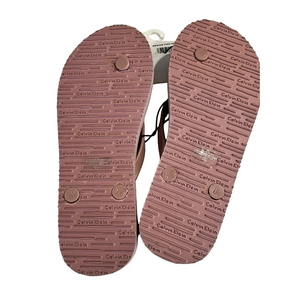 NWT Women's CALVIN KLEIN‎ Flip-Flops Sandals Size 6